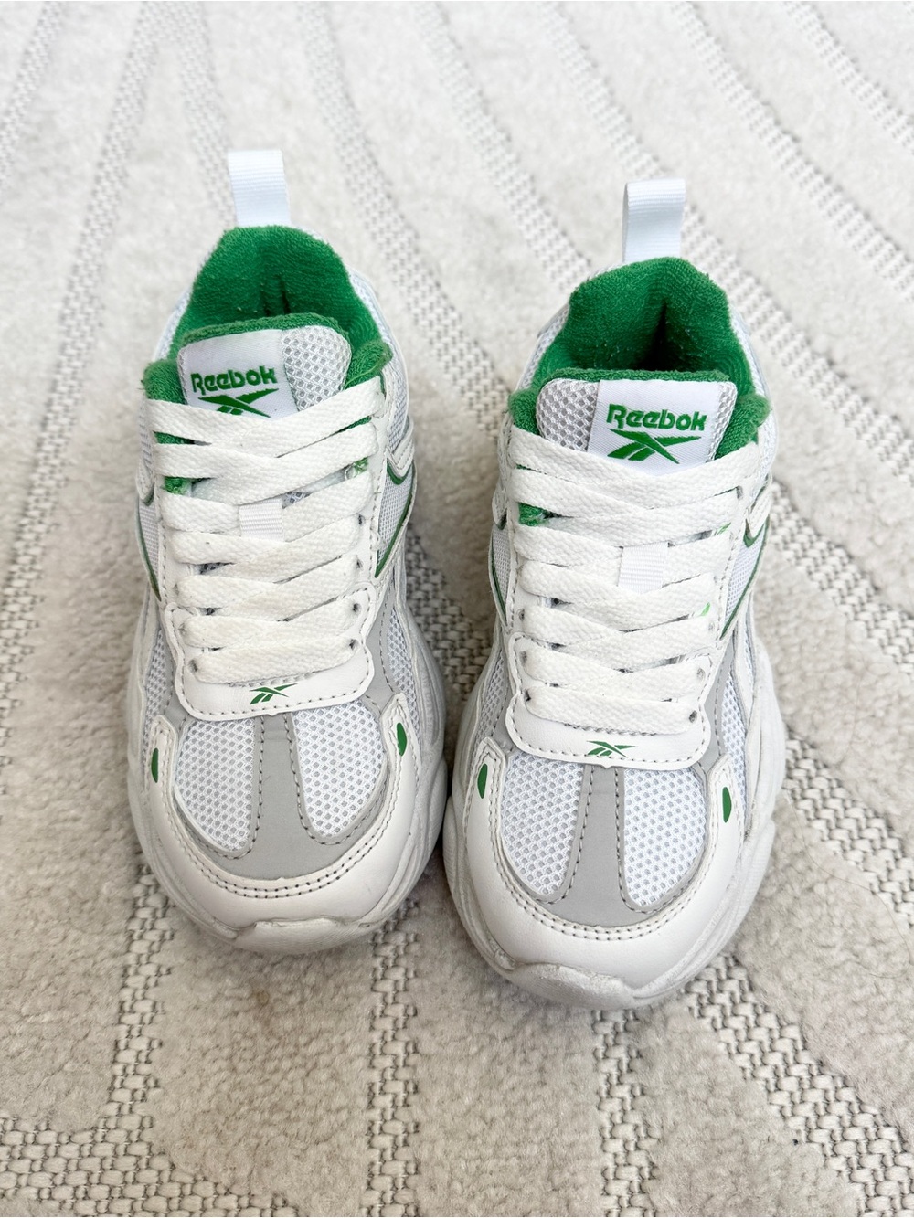Reebok Kids White Sneakers with Green Accents - Picture 2 of 6